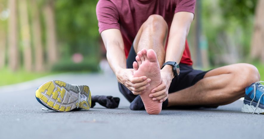 Barefoot Shoes for Plantar Fasciitis: Zero Arch Support Can Help