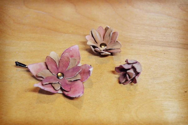 Soft Star Playday - Handmade Leather Flowers Soft Star Playday - Handmade Leather Flowers