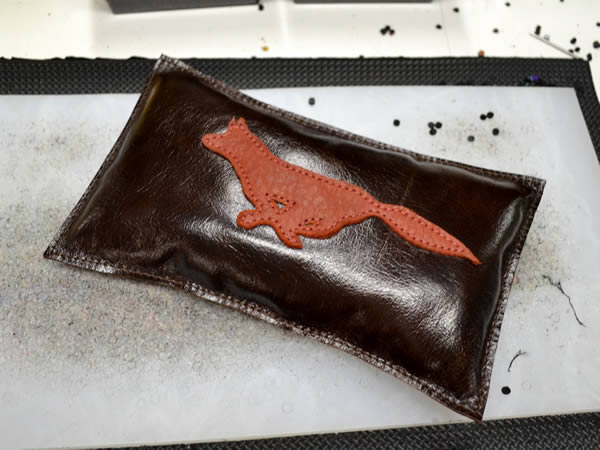 leather-pillow