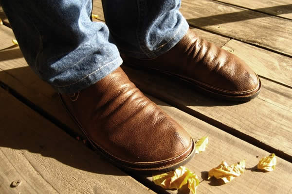 Wear Rogues with Correct Toes correct-toes-rogue-shoes