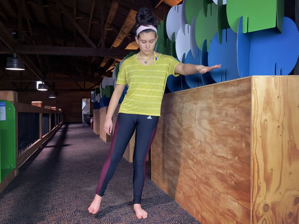 Woman demonstrating Single Leg Balance